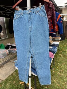 vintage Levi's Light Blue Relaxed Straight Jeans